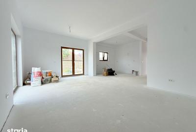 Casă cu 5 camere cu Teren 250 Mp în Giroc