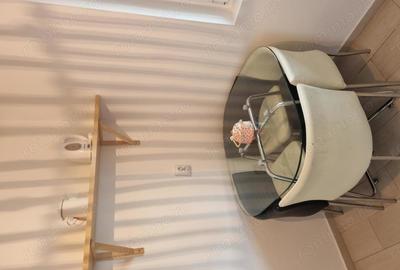 Apartament cu 3 camere decomandat în Central - 4