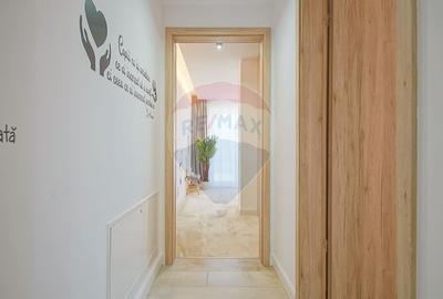 Apartament cu 4 camere decomandat, mobilat în Tractorul - 15