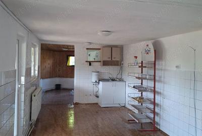Spațiu comercial, de 35 mp, în Suseni - 3