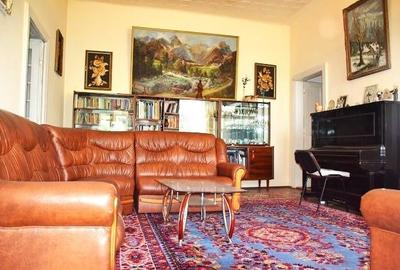 Casă individuală cu 6 camere cu Teren 800 Mp în Central - 4