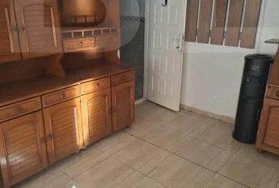 Casă cu Teren 264 Mp în Central