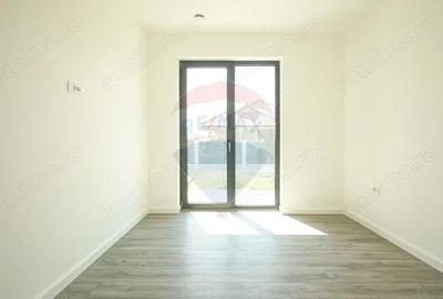 Casă cu 5 camere cu Teren 657 Mp în Hălchiu - 3