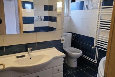 Apartament cu 3 camere decomandat în Centrul Civic - 3