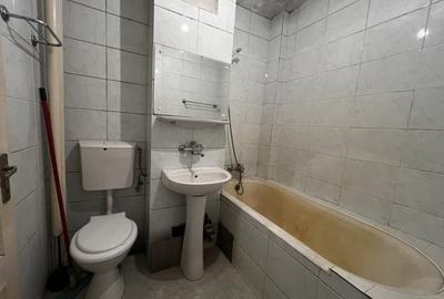Apartament 3 camere, decomandat, etaj 3, zona Sagului - 8