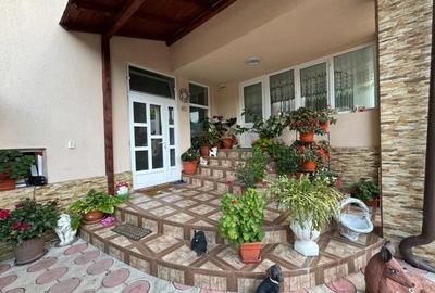 Casa 4 camere, anexe, recent renovata, foisor, teren 781mp, Izvoru, DB - 3