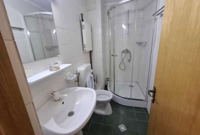 Apartament cu 4 camere decomandat în 13 Septembrie