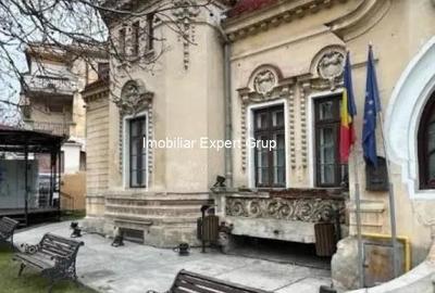 Casă cu Teren 700 Mp în Romană