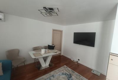 Ap 3 camere Favorit, bloc tip Z, Renovat  / Mobilat - 9