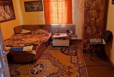 Casă cu 4 camere cu Teren 1522 Mp în Cenad