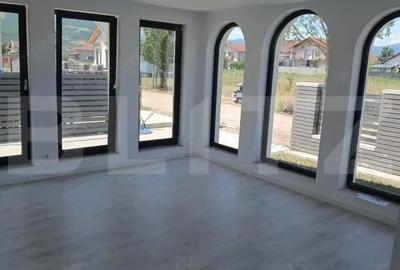 Casă cu 3 camere cu Teren 365 Mp în Micești - 8