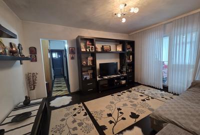 Apartament cu 3 camere semidecomandat în Dacia - 2
