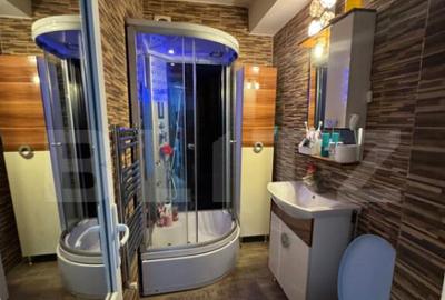 Vand apartament 2 camere in Hunedoara - 2