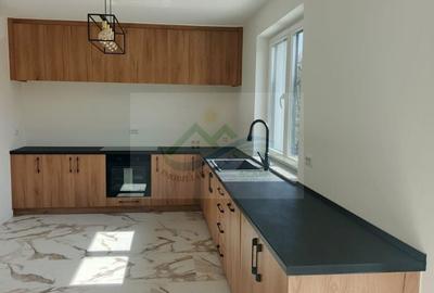 Casă cu 6 camere cu Teren 300 Mp în Central - 3
