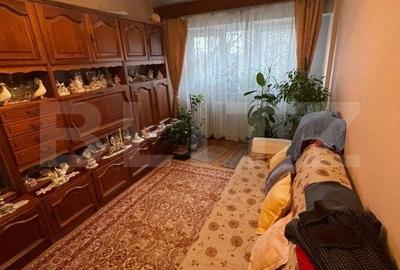 Apartament cu 4 camere , 79 mp, zona Micro 17 - 3