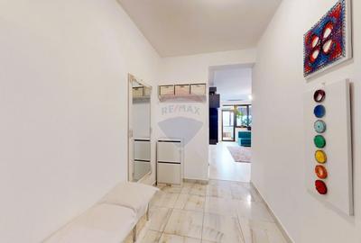 Apartament cu 2 camere semidecomandat în 13 Decembrie - 14