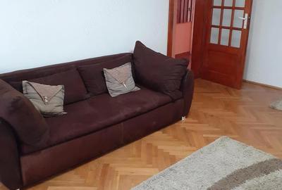 Apartament cu 3 camere decomandat în Central - 2