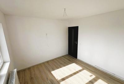 APARTAMENT 3 CAMERE RENOVAT, FINISAT, LIBER PENTRU MUTAT - 14