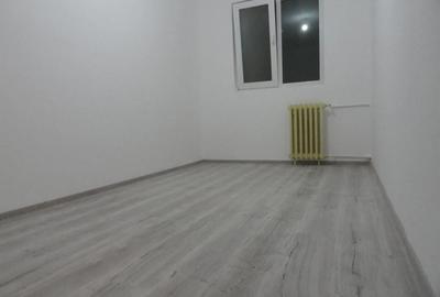 Apartament cu 3 camere semidecomandat în Micălaca - 9