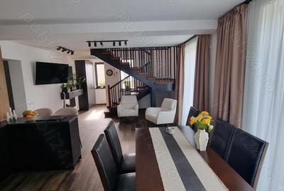 Casă cu Teren 357 Mp în Central - 10