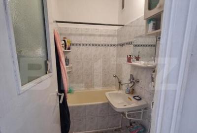 Se vinde apartament de 2 camere in zona Grivi?ei - Pasaj, - 2