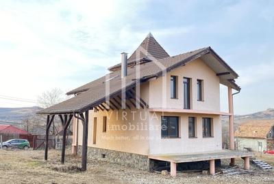 Casa de vanzare in Sibiu,  parter si mansarda, teren de 2000mp - 1