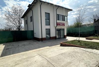 Spațiu comercial, de 280 mp, în Central - 7