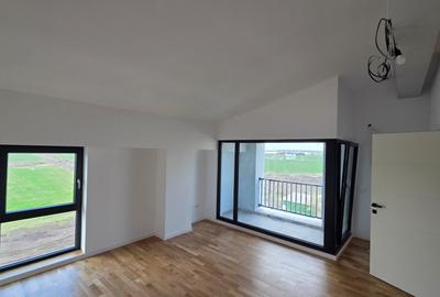 Duplex cu 5 camere cu Piscina în Odăi - 40