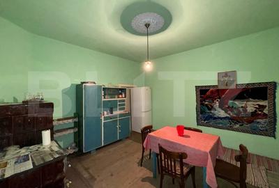 Casa de vanzare, cu 2 camere, 120 mp + teren de 1207 mp, zona Carastau - 5