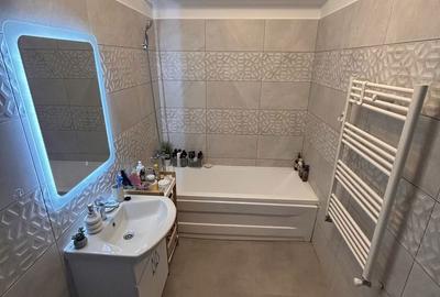 Apartament cu 3 camere decomandat în Metalurgiei - 2