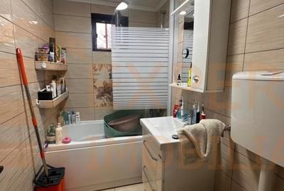 Casă individuală cu 3 camere cu Canalizare în CET - 7