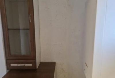 Apartament cu 3 camere semidecomandat în Micro 3 - 15