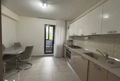Apartament cu 3 camere decomandat în Central - 10