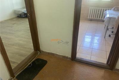 Apartament 2 camere , zona Liceul Economic , 56 mp , decoman - 2