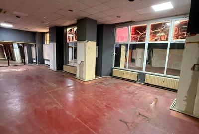 Spațiu comercial de închiriat – 336 mp + subsol + parcare - 3
