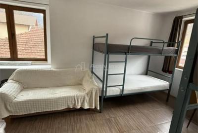 Casă cu 10 camere cu Teren 300 Mp în Centrul Istoric - 3