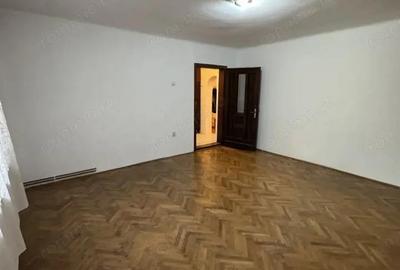 Casa de vanzare Valenii de Munte - 11