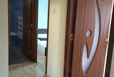 Apartament cu 4 camere decomandat în Central - 2