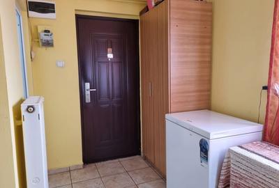 Piata Unirii Calea Calarasi Garsoniera centrala proprie - 8