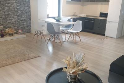Apartament cu 3 camere decomandat în Păcurari