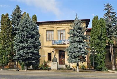 Apartament cu 2 camere decomandat, mobilat în Fălticeni - 26