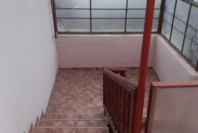 Apartament cu 3 camere decomandat în Central - 1