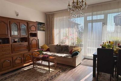 Casă cu 5 camere în Central