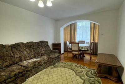 Apartament cu 3 camere decomandat în Central - 3