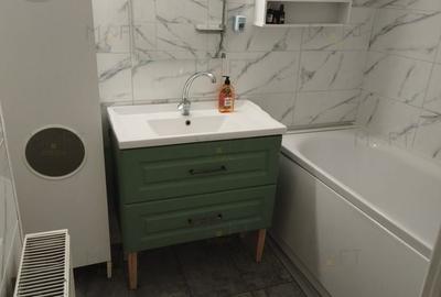 Apartament cu 3 camere decomandat, mobilat în Unirii