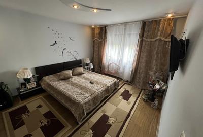 Casă individuală cu 4 camere cu Canalizare în Central - 5