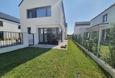 Monarch Soleil  - parchet , usi interioare, tamplarie din lemn natural - 5