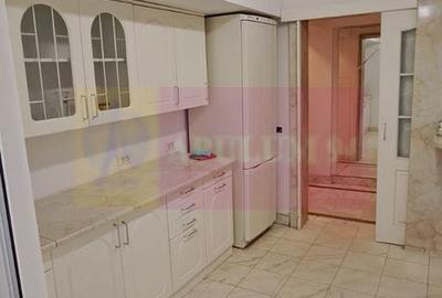 Apartament cu 4 camere în Decebal - 1