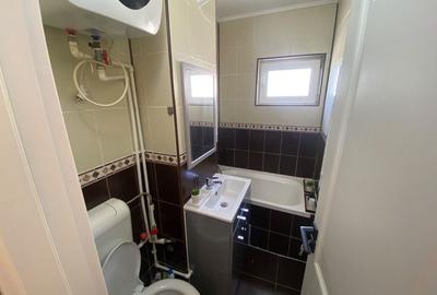 Apartament cu 4 camere decomandat în Aluniș - 4