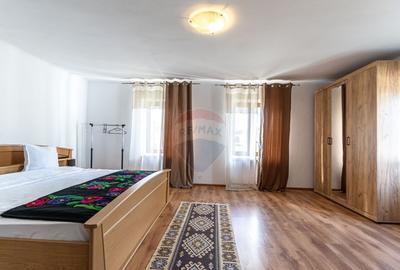 Casa / Vila cu 7 camere de vanzare - 7